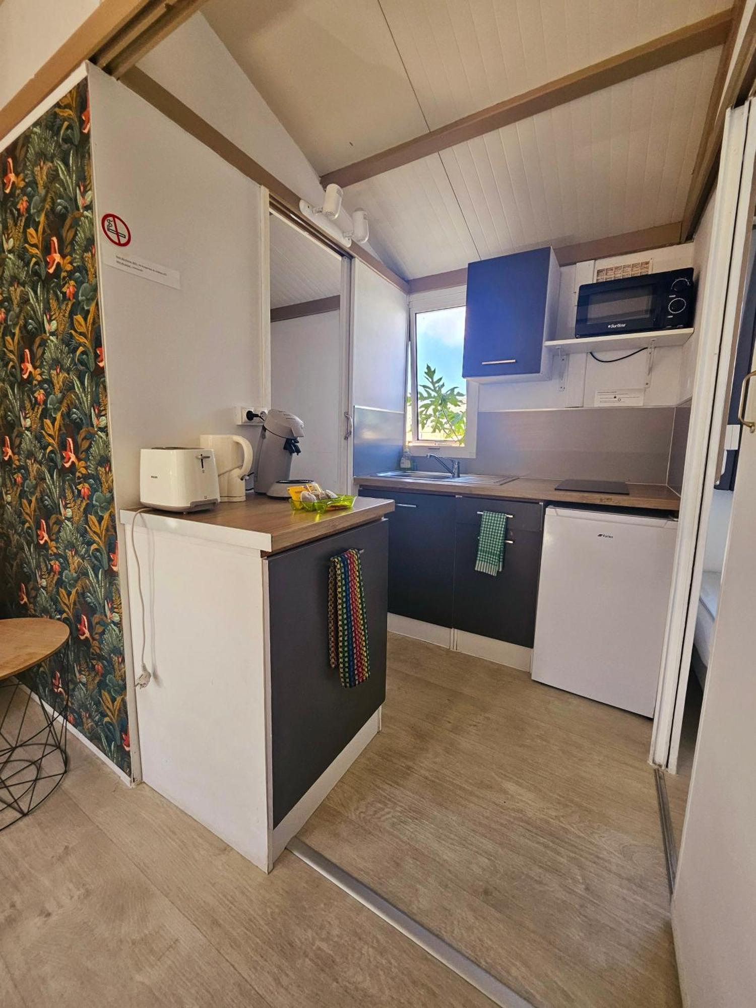 Les Bungalows Du Chateau D'O Petite-Île Bagian luar foto